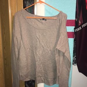 Women’s lightweight sweater